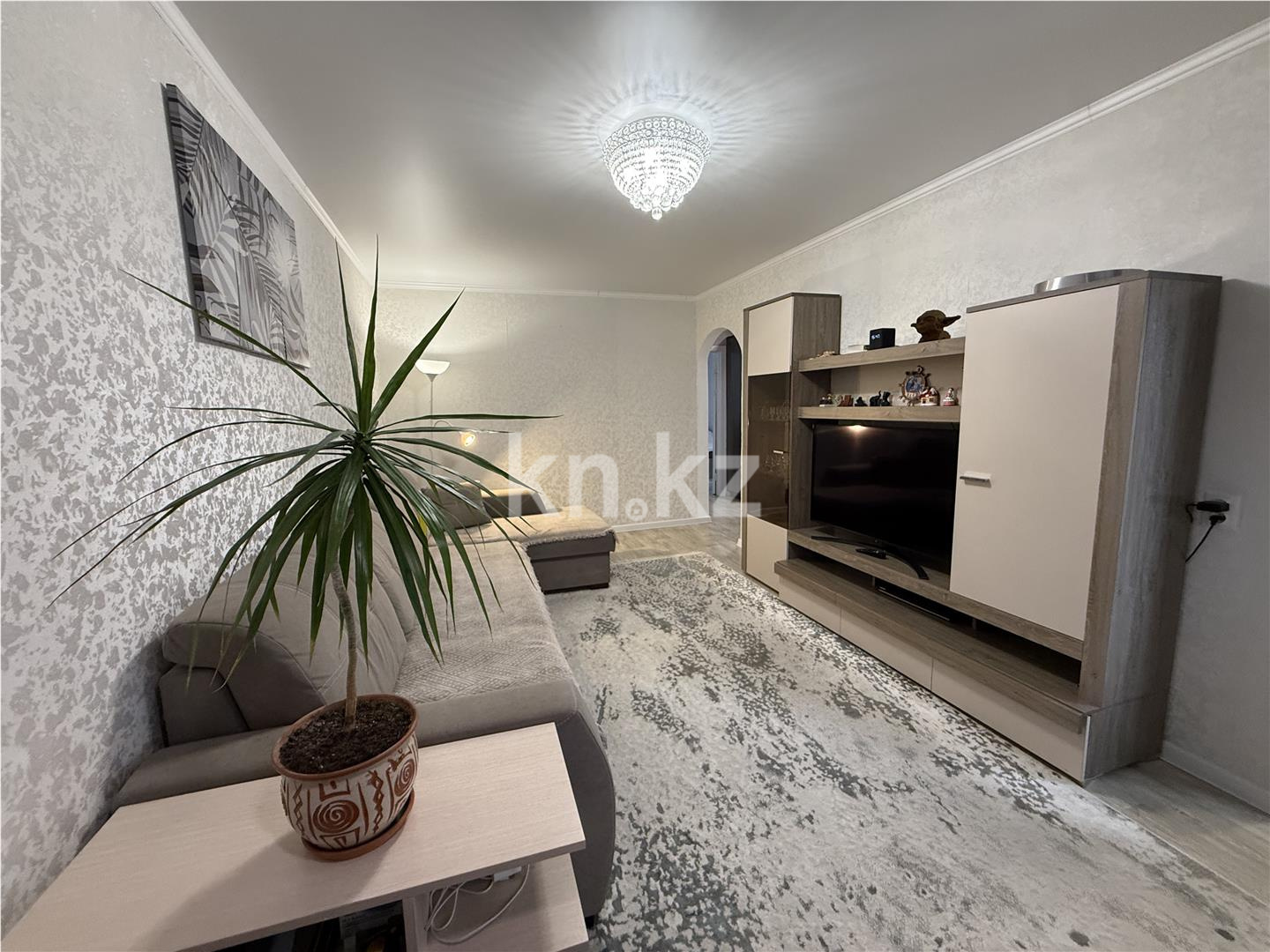 Продажа 3-комнатной квартиры, 62 м² - Продажа жилой и коммерческой недвижимости в Казахстане фото 2 из 13