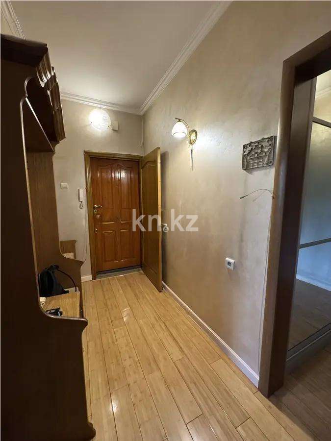 Продажа 2-комнатной квартиры, 53 м², ул. Толе би, дом  190 в Алматы - фото 8