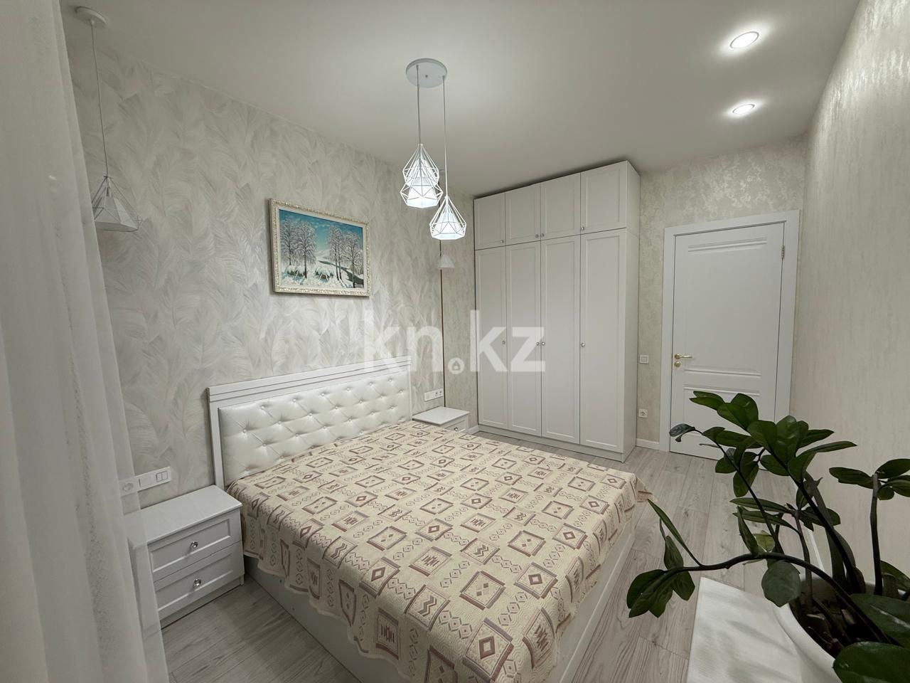 Продажа 4-комнатной квартиры, 122 м², ул. Кулкыбаева, дом  62 - Продажа  четырехкомнатных квартир в Караганде фото 14 из 22