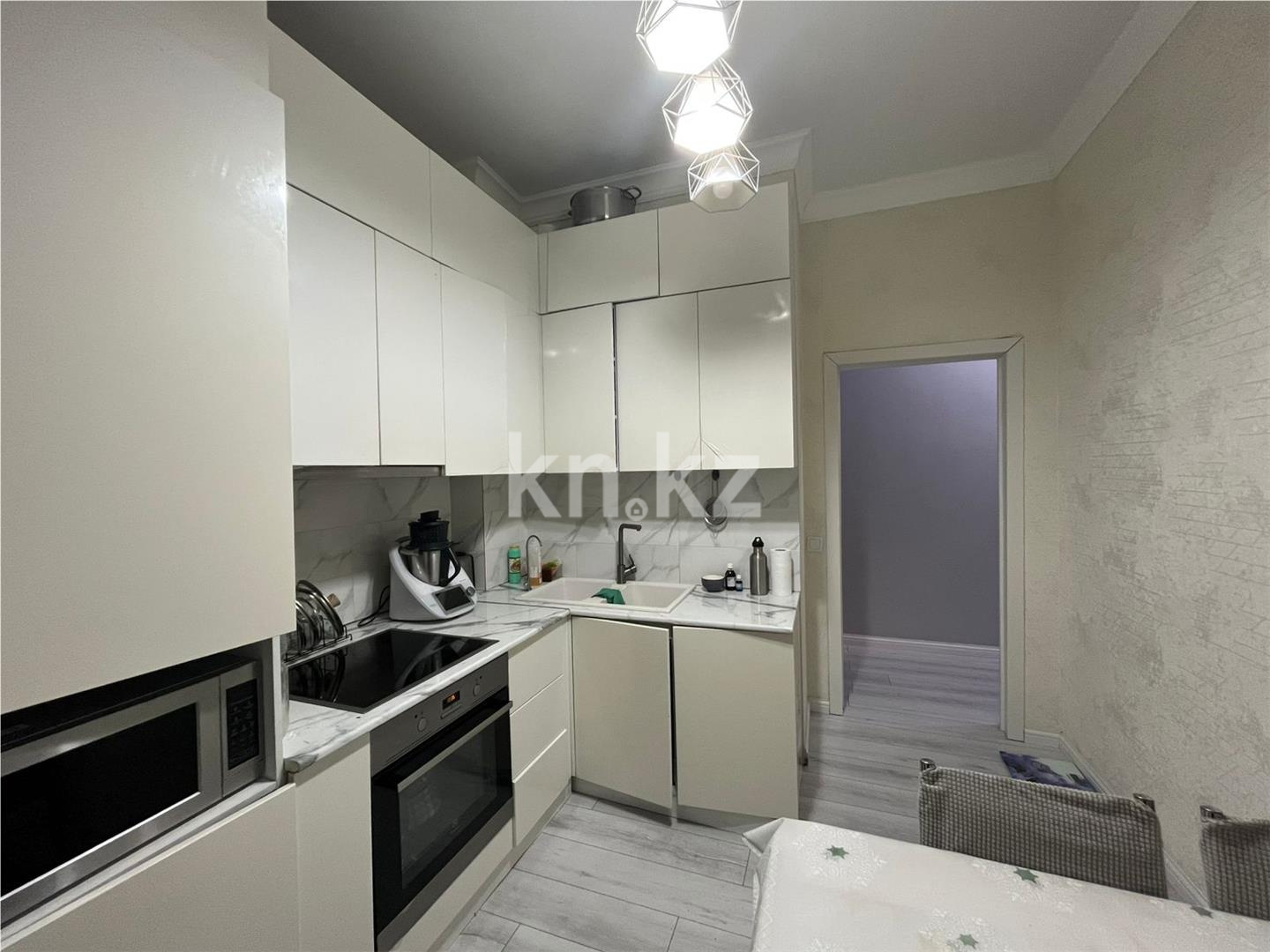 Продажа 3-комнатной квартиры, 68 м², ул. Дюсембекова в Караганде - фото 5