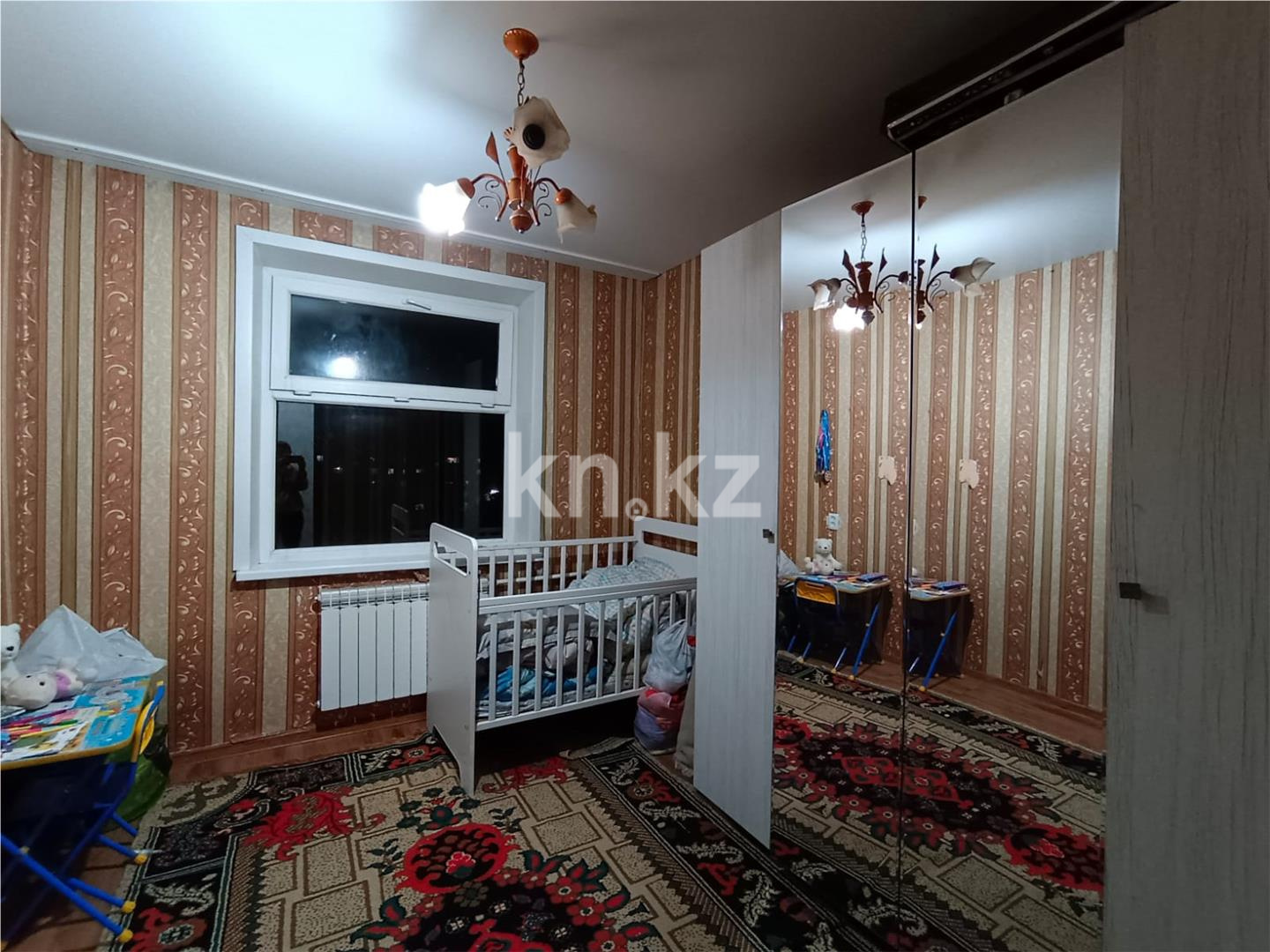 Продажа 4-комнатной квартиры, 77 м², мкр-н 22 - Продажа  четырехкомнатных квартир в Караганде фото 6 из 16