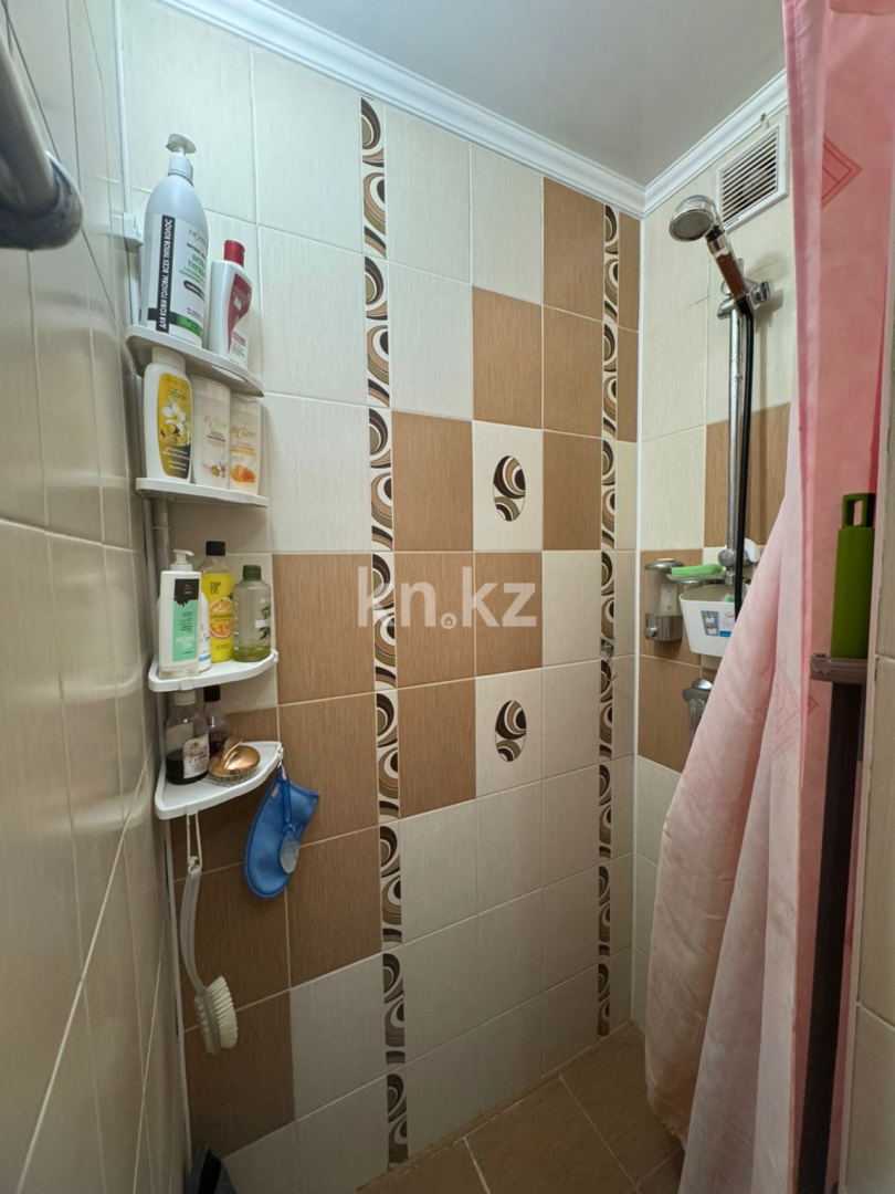 Продажа 4-комнатной квартиры, 78 м², пр. Республики, дом  30/2 - Продажа  четырехкомнатных квартир в Караганде фото 9 из 11