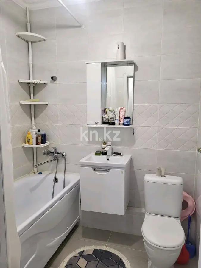 Продажа 1-комнатной квартиры, 35 м², пр. Аль-Фараби, дом  32 в Астане - фото 3