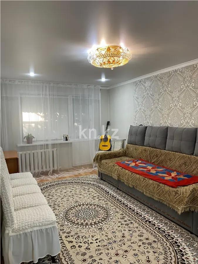 Продажа 2-комнатной квартиры, 42 м², мкр-н 14, дом  39 - Продажа квартир без посредников в Караганде фото 1 из 5