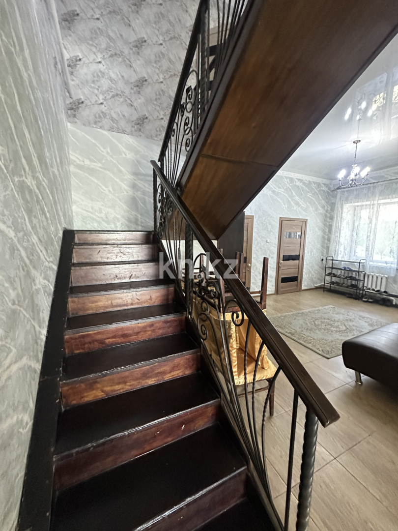 Продажа 5-комнатного дома, 212 м² - Продажа домов, коттеджей в Караганде фото 8 из 22