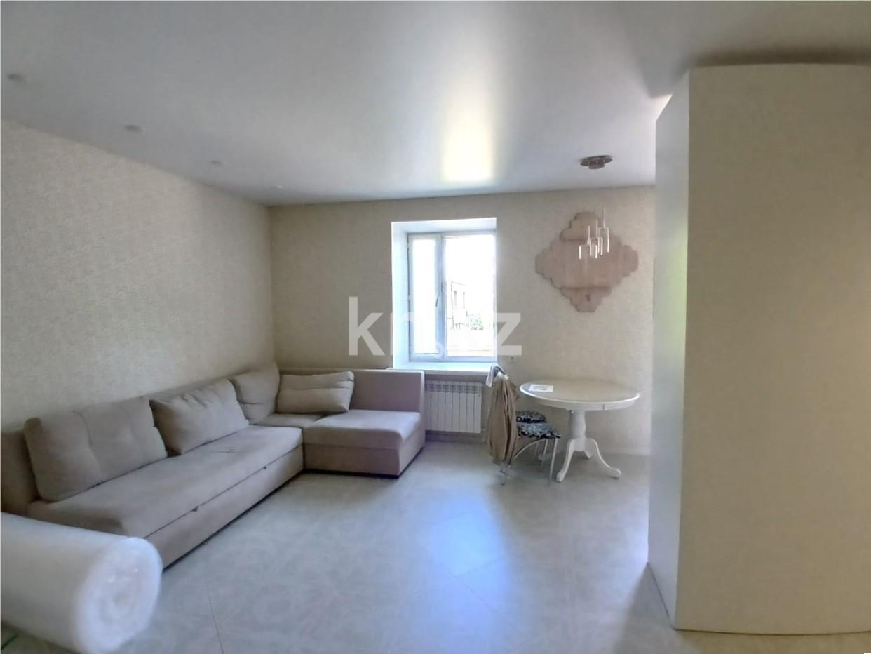 Продажа 4-комнатной квартиры, 90 м² - Продажа квартир в районе Город в Караганде фото 1 из 12