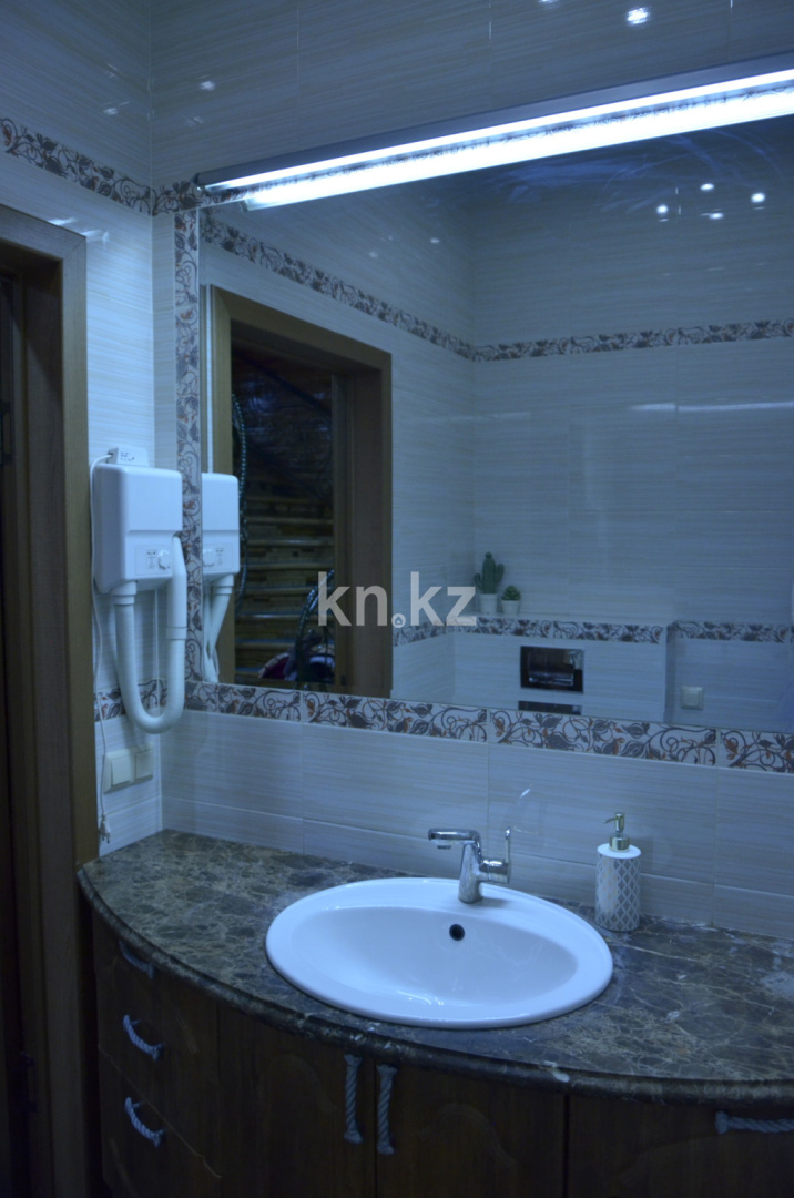 Продажа 7-комнатного дома, 380 м² - Продажа домов, коттеджей в Алматы фото 37 из 40