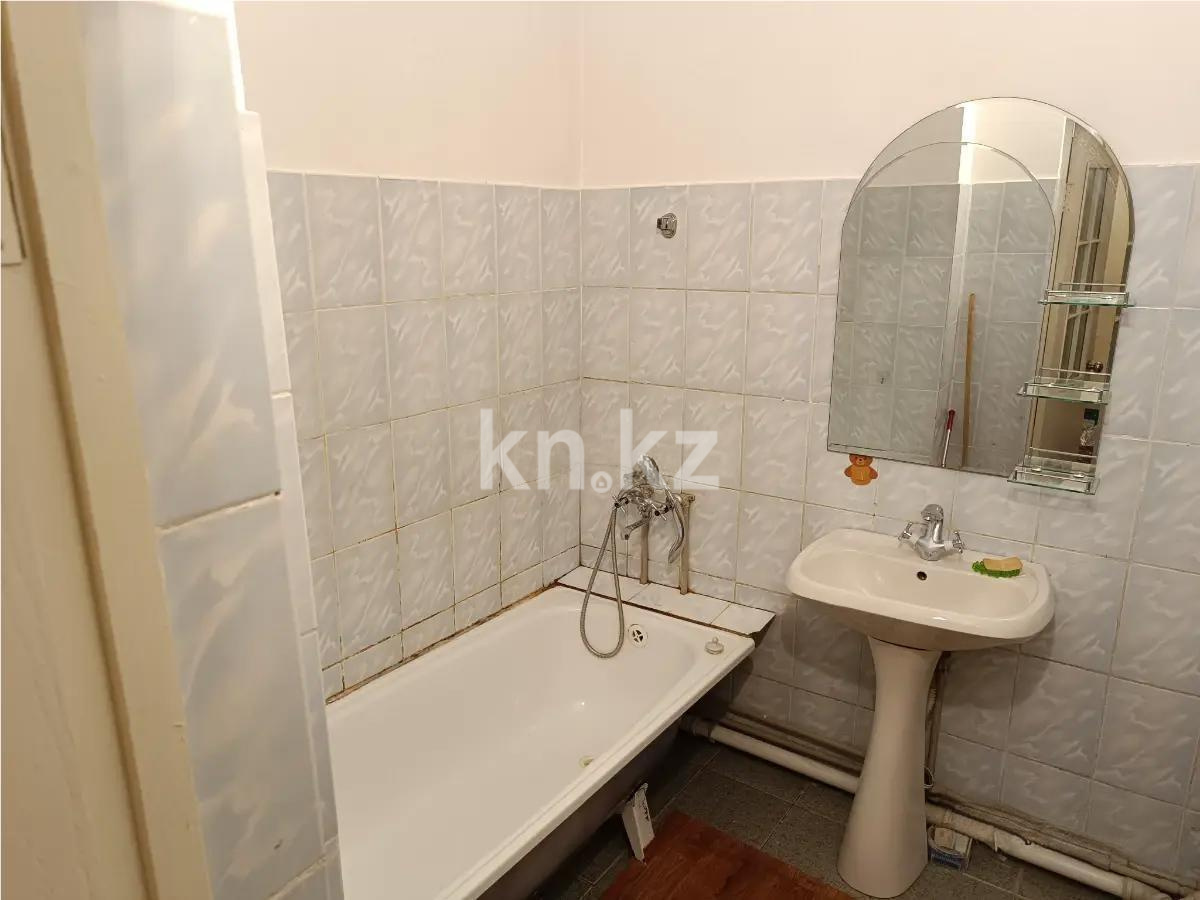 Продажа 2-комнатной квартиры, 67.8 м² в Алматы - фото 4