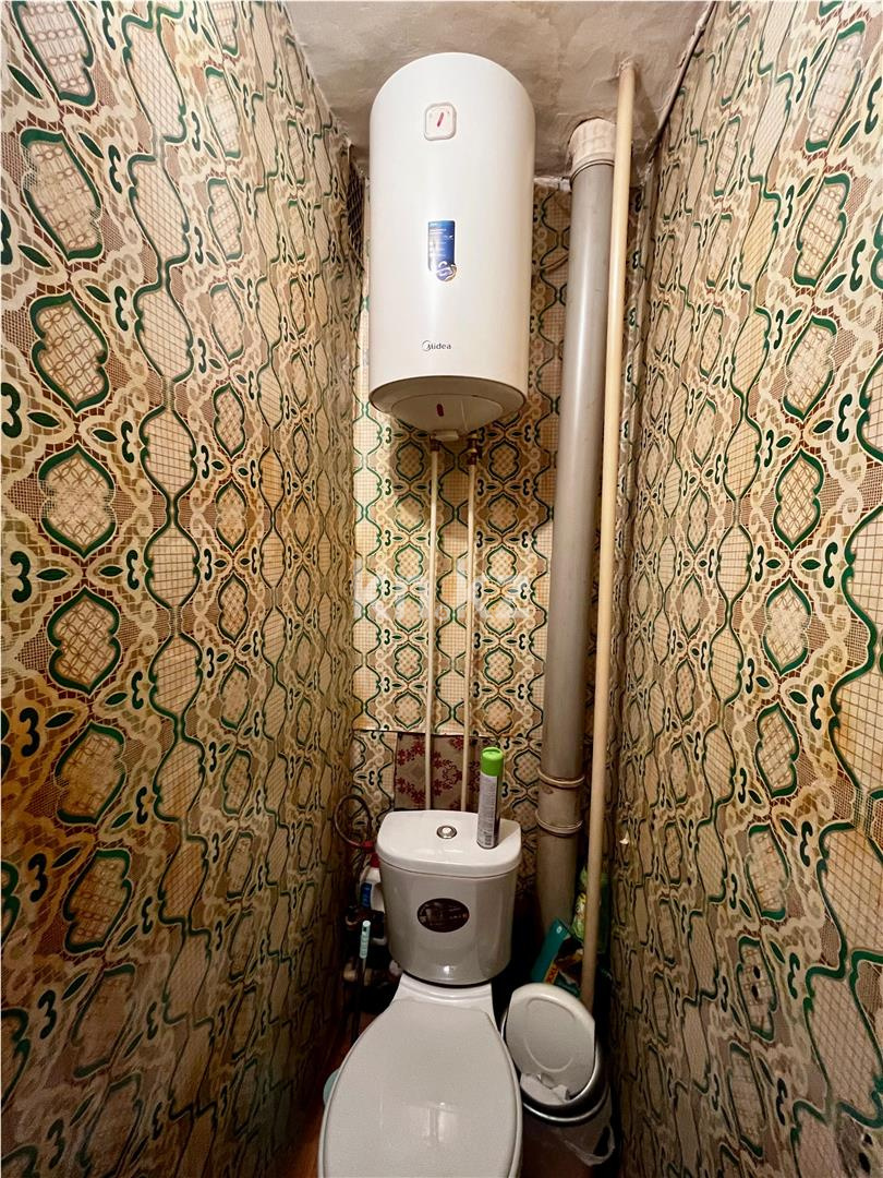 Продажа 3-комнатной квартиры, 61 м², мкр-н 16, дом  49 в Караганде - фото 9