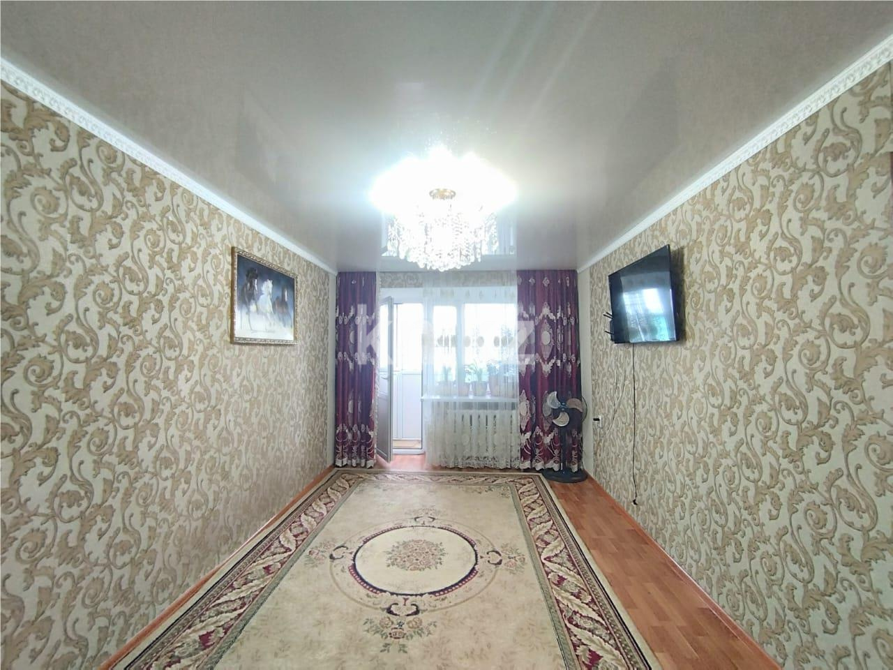 Продажа 3-комнатной квартиры, 52 м², пр. Мира - Продажа и аренда недвижимости в Темиртау фото 1 из 16