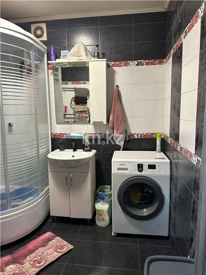 Продажа 2-комнатной квартиры, 44 м², мкр-н 22, дом  12 в Караганде - фото 4