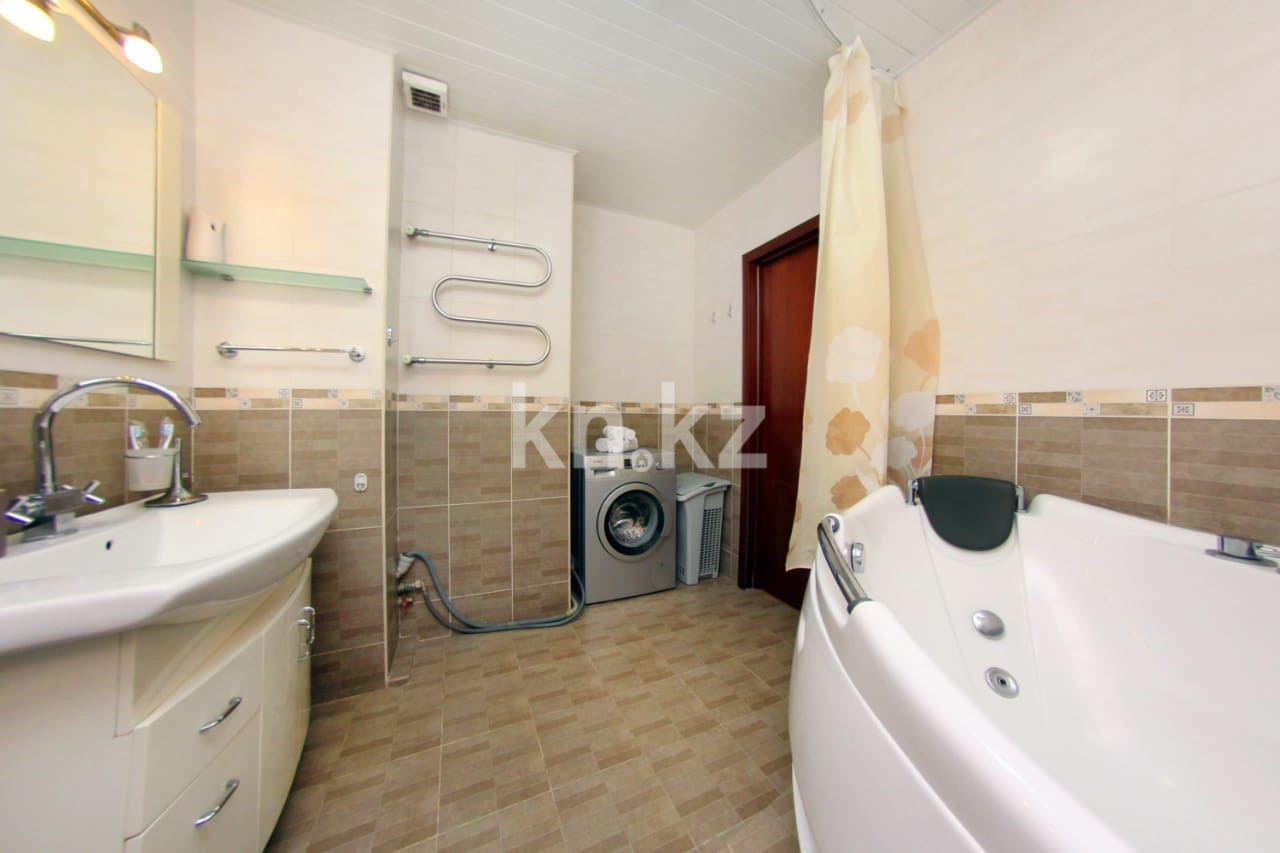 Аренда 2-комнатной квартиры посуточно, 70 м², ул. Хусаинова, дом  225 - Аренда  двухкомнатных квартир посуточно в Алматы с фото фото 18 из 24