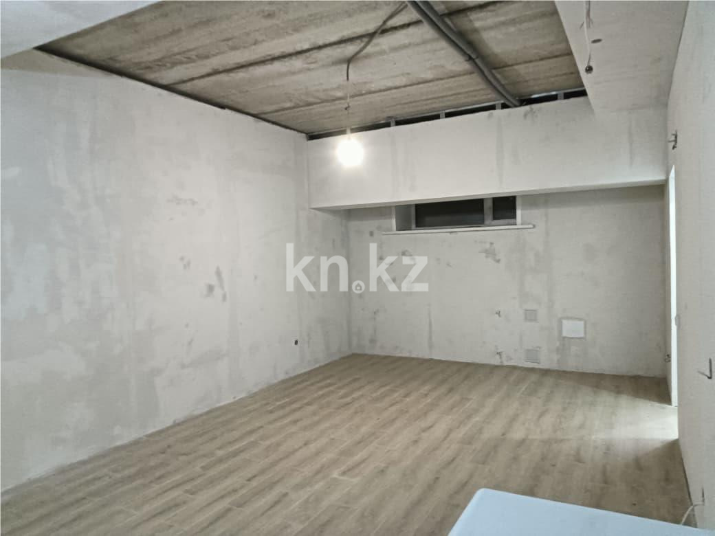 Продажа 5-комнатной квартиры, 132 м², мкр-н Алтын Арка - Продажа  пятикомнатных квартир в Караганде фото 10 из 25