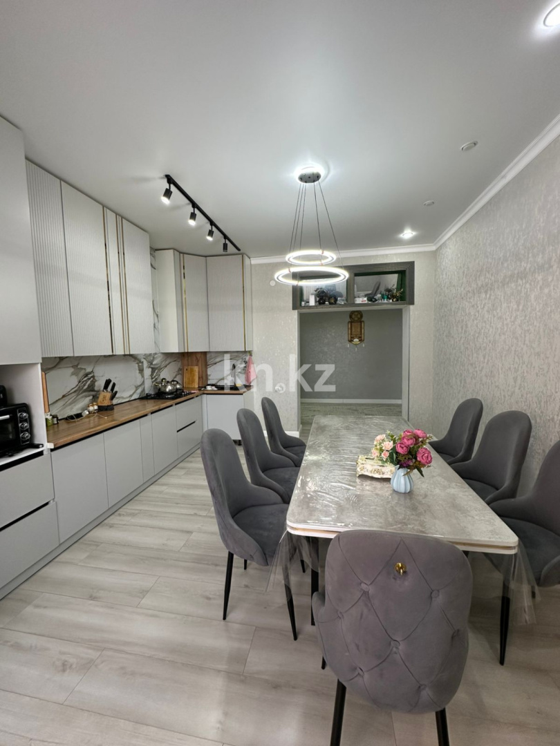 Продажа 2-комнатной квартиры, 84 м², ул. Ораз Татеулы, дом  9б - Продажа квартир в Актобе фото 1 из 12