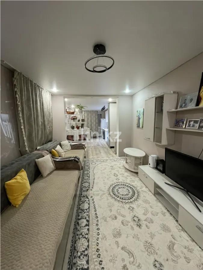 Продажа 3-комнатной квартиры, 65 м² - Продажа квартир от собственников в Шахтинске фото 1 из 5