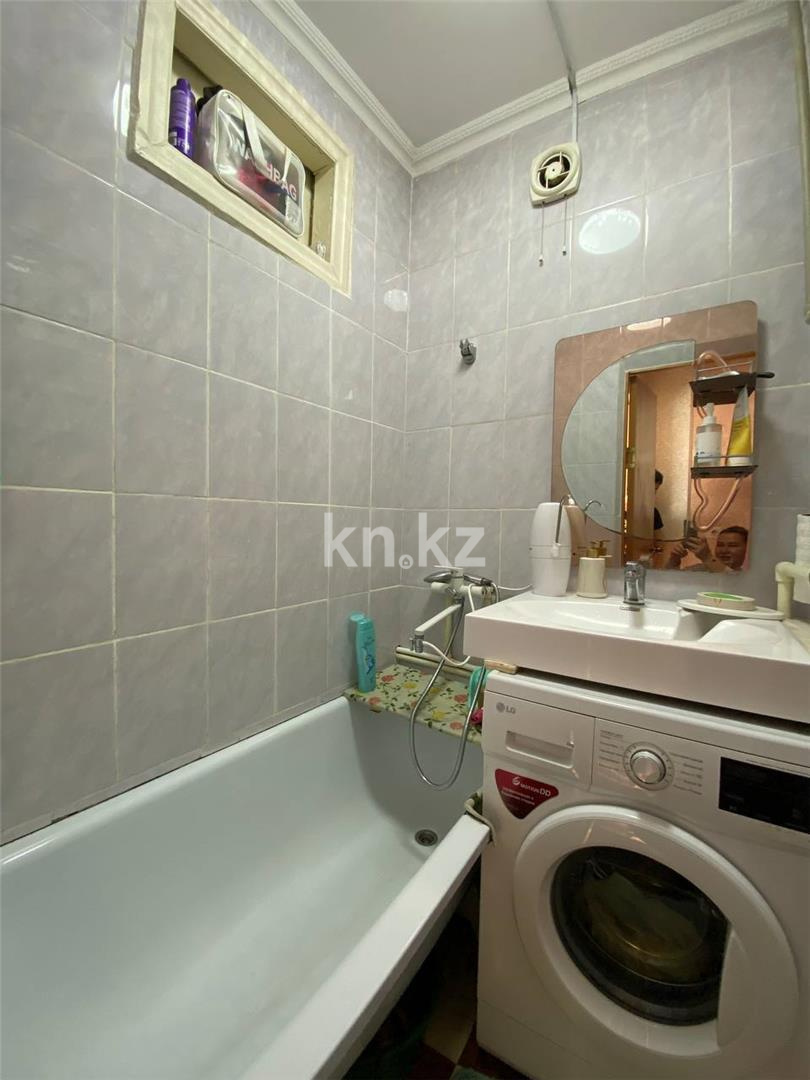 Продажа 4-комнатной квартиры, 60 м², мкр-н 21 - Продажа  четырехкомнатных квартир в Караганде фото 12 из 14