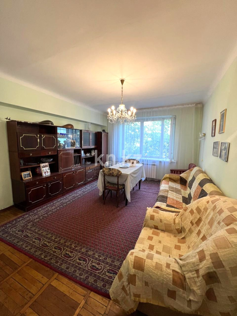 Продажа 4-комнатной квартиры, 89 м², ул. Жандосова - Продажа квартир в Алматы фото 1 из 20