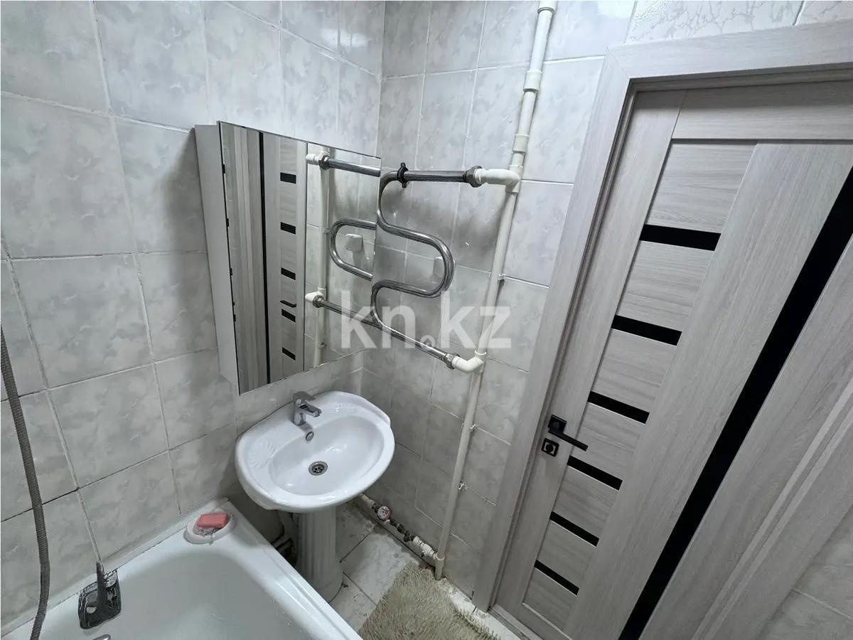 Продажа 3-комнатной квартиры, 69 м², мкр-н Мамраева (Восток-5), дом  5 - Продажа квартир в Караганде фото 5 из 8