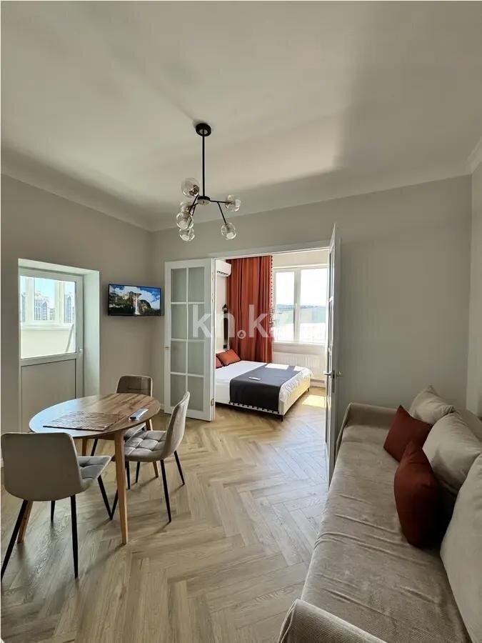 Продажа 1-комнатной квартиры, 38 м² в Астане