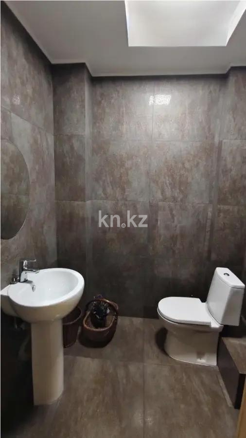 Продажа 7-комнатной квартиры, 275 м², ул. Жазылбека, дом  20 - Продажа  пятикомнатных квартир в Алматы фото 4 из 7