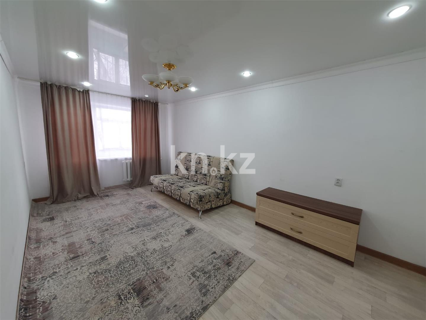 Продажа 2-комнатной квартиры, 45 м², ул. Университетская - Продажа квартир в Караганде фото 1 из 9