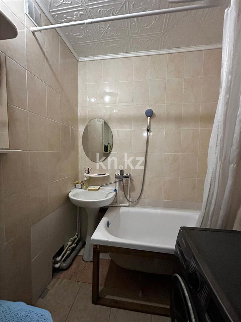 Продажа 3-комнатной квартиры, 65 м², ул. Гапеева - Продажа  трехкомнатных квартир в Караганде фото 10 из 15