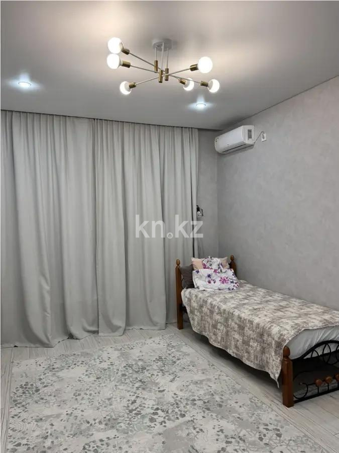 Продажа 3-комнатной квартиры, 92 м², ул. Дюсембекова, дом  83/2 в Караганде - фото 3