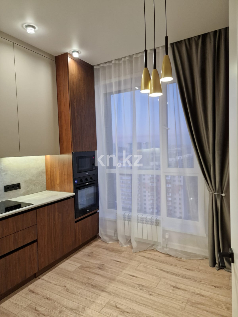 Продажа 3-комнатной квартиры, 63 м², пр. Республики, дом  23/2 в Караганде - фото 2