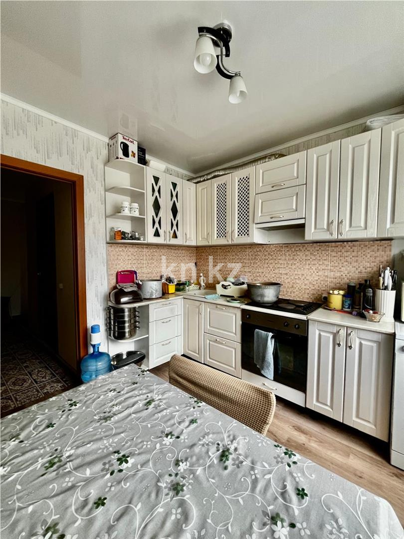 Продажа 4-комнатной квартиры, 77 м², мкр-н Степной-2 - Продажа  четырехкомнатных квартир в Караганде фото 15 из 27