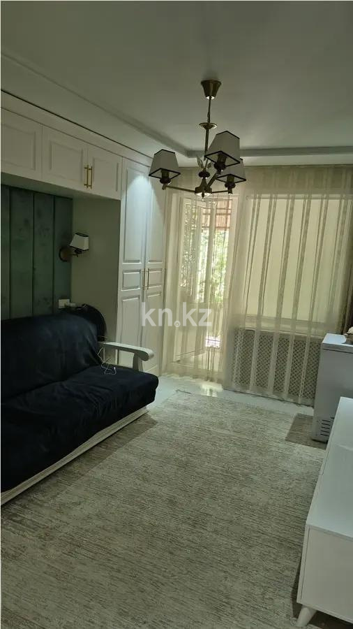 Продажа 3-комнатной квартиры, 65 м², мкр-н Аксай-3, дом  15 - Продажа  трехкомнатных квартир в Алматы с фото фото 1 из 2