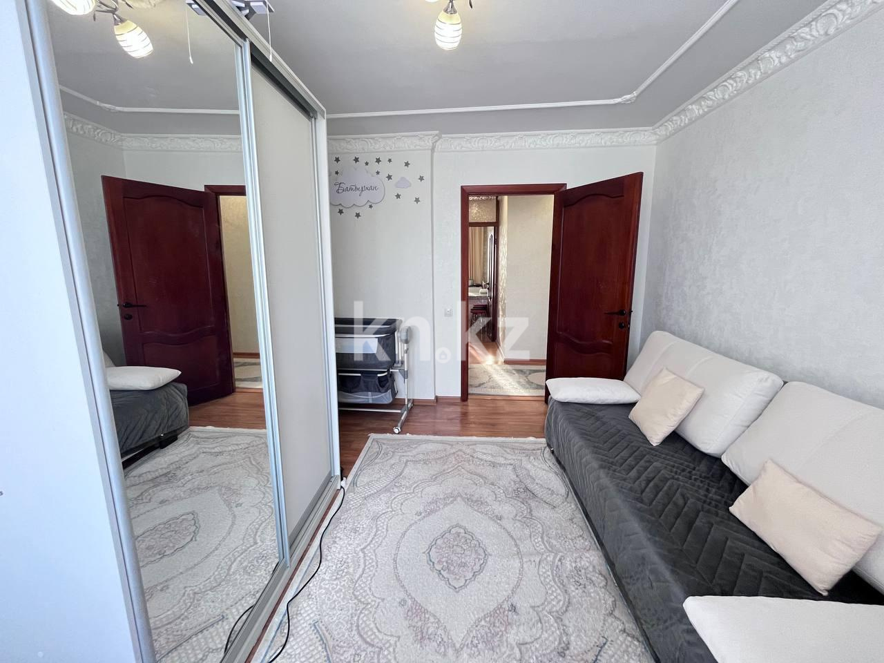 Продажа 3-комнатной квартиры, 63.5 м² в Караганде - фото 8