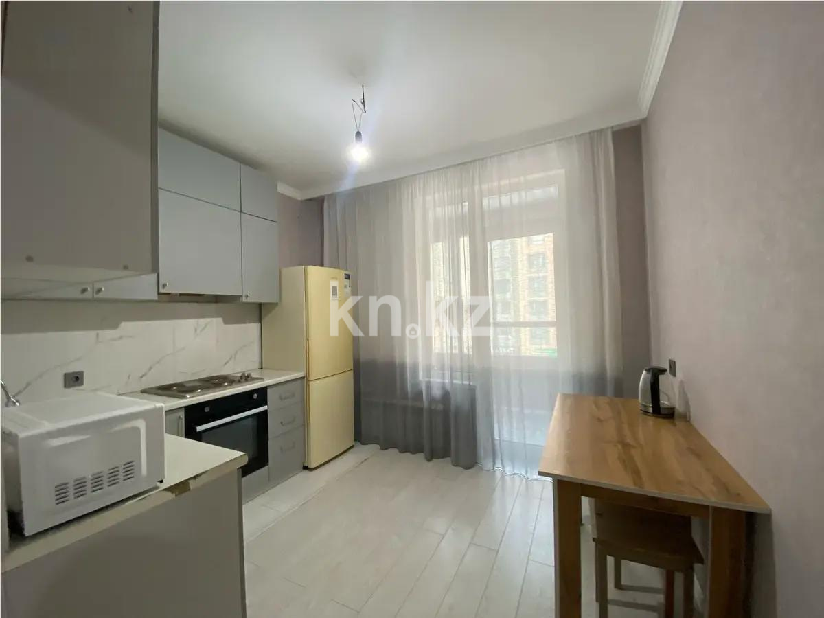 Продажа 1-комнатной квартиры, 40 м², ул. Нажимеденова, дом  27 в Астане - фото 2