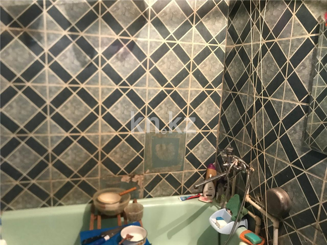 Продажа 4-комнатной квартиры, 76 м², ул. Таттимбета - Продажа квартир в Караганде с фото фото 6 из 7