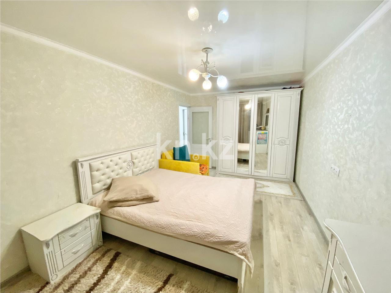 Продажа 4-комнатной квартиры, 76 м², ул. Университетская, дом  17/2 - Продажа квартир в Караганде фото 10 из 19