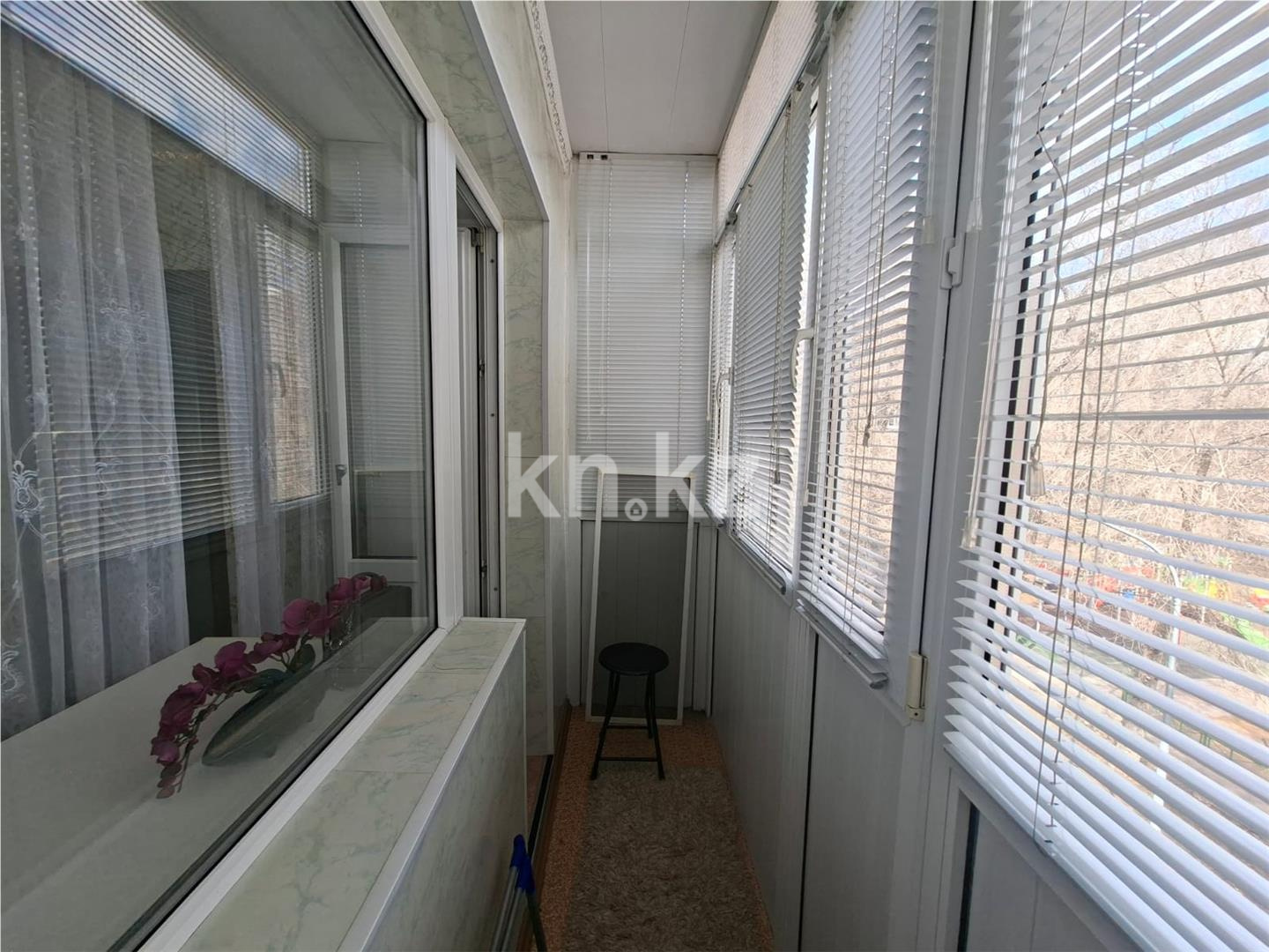 Продажа 1-комнатной квартиры, 32 м² - Продажа квартир в Караганде - страница 2 фото 16 из 18
