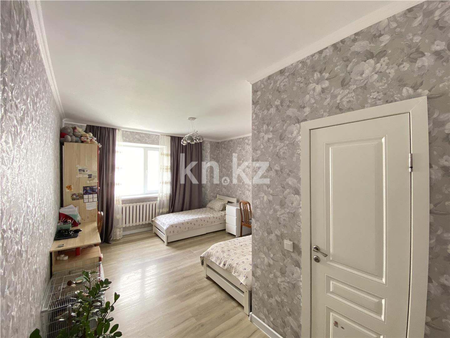 Продажа 4-комнатной квартиры, 131.9 м² в Астане - фото 9