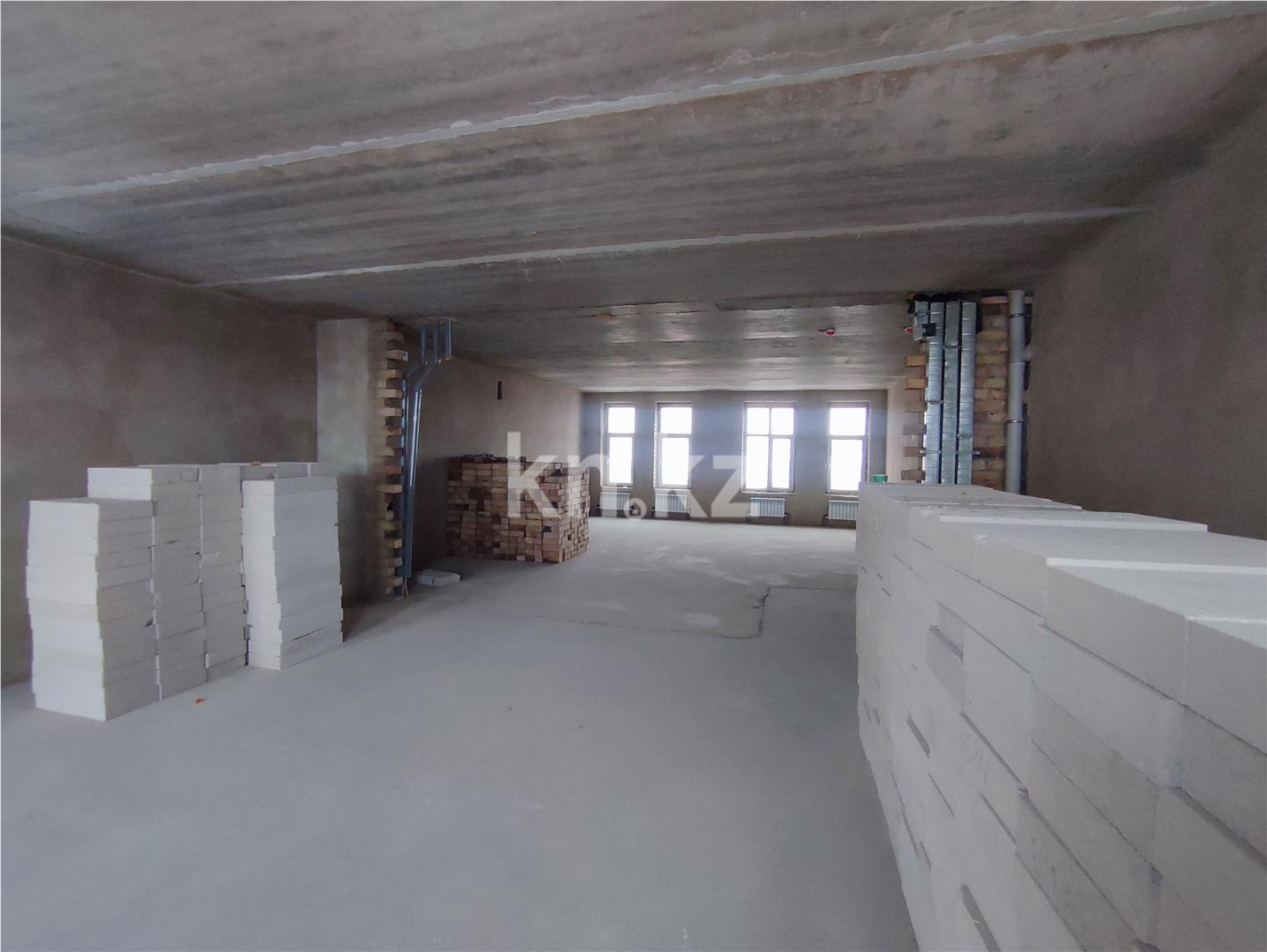 Продажа 3-комнатной квартиры, 97 м², ул. Жамбыла, дом  156а - Продажа квартир в Караганде фото 4 из 7