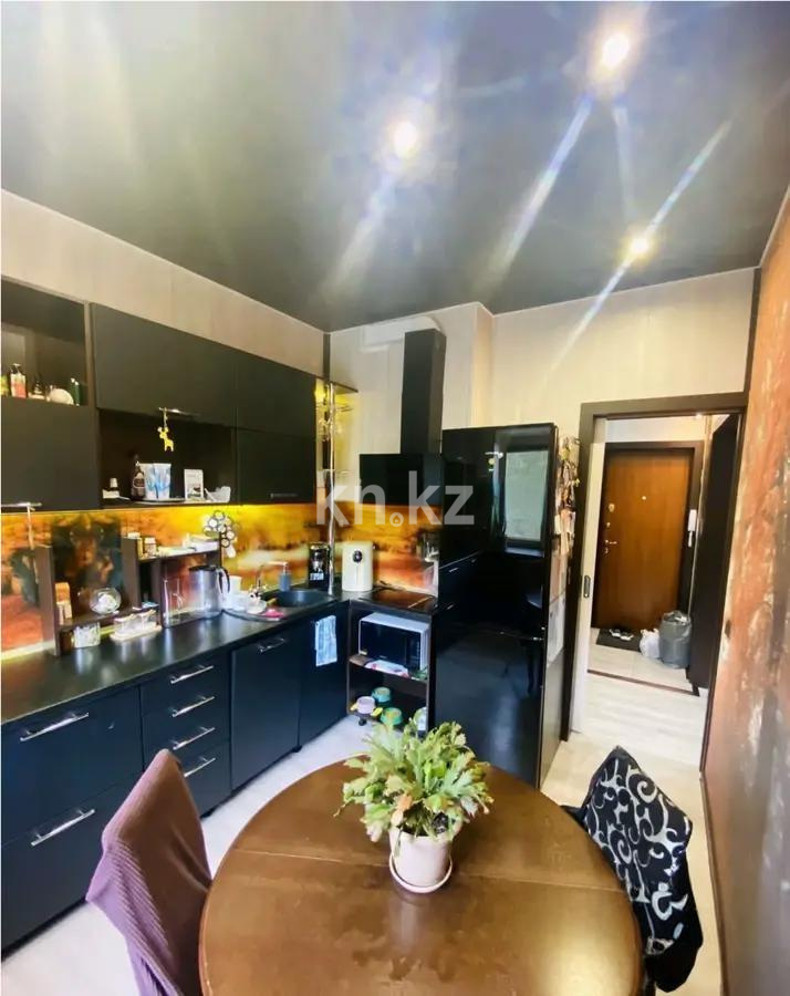 Продажа 4-комнатной квартиры, 77 м², пр. Абая, дом  32 - Продажа квартир в Астане без посредников фото 3 из 6