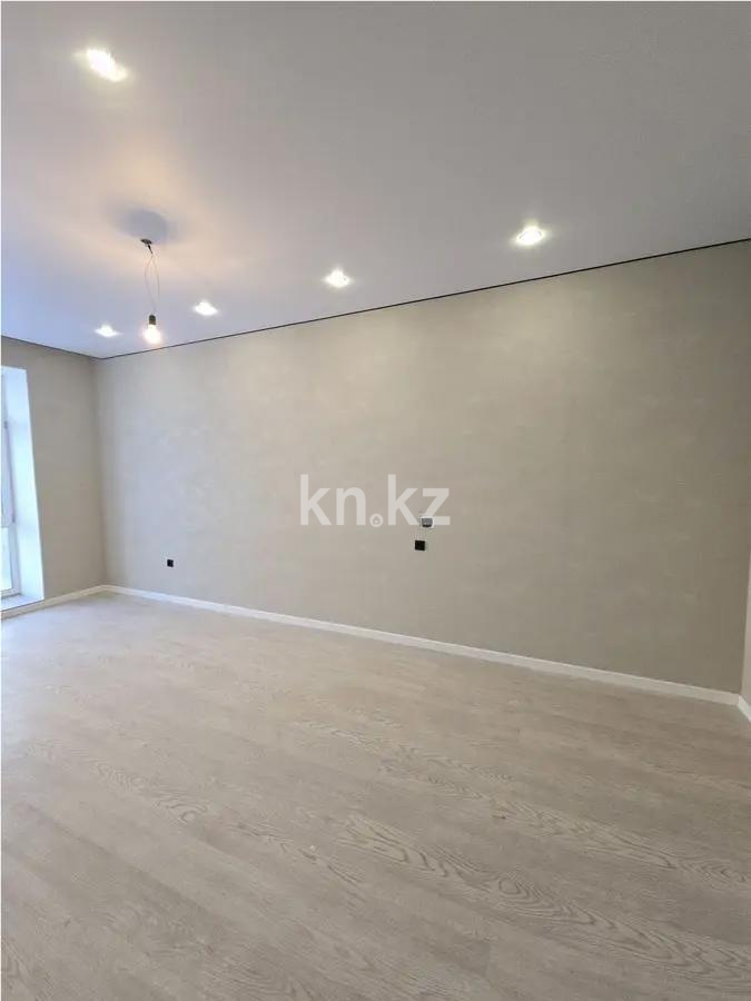 Продажа 1-комнатной квартиры, 37.35 м², ул. А-52, дом  2 в Астане