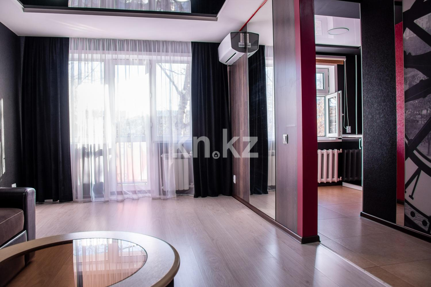 Аренда 1-комнатной квартиры посуточно, 32 м², ул. Гоголя, дом  53 - Аренда  однокомнатных квартир посуточно в Караганде с фото фото 5 из 14