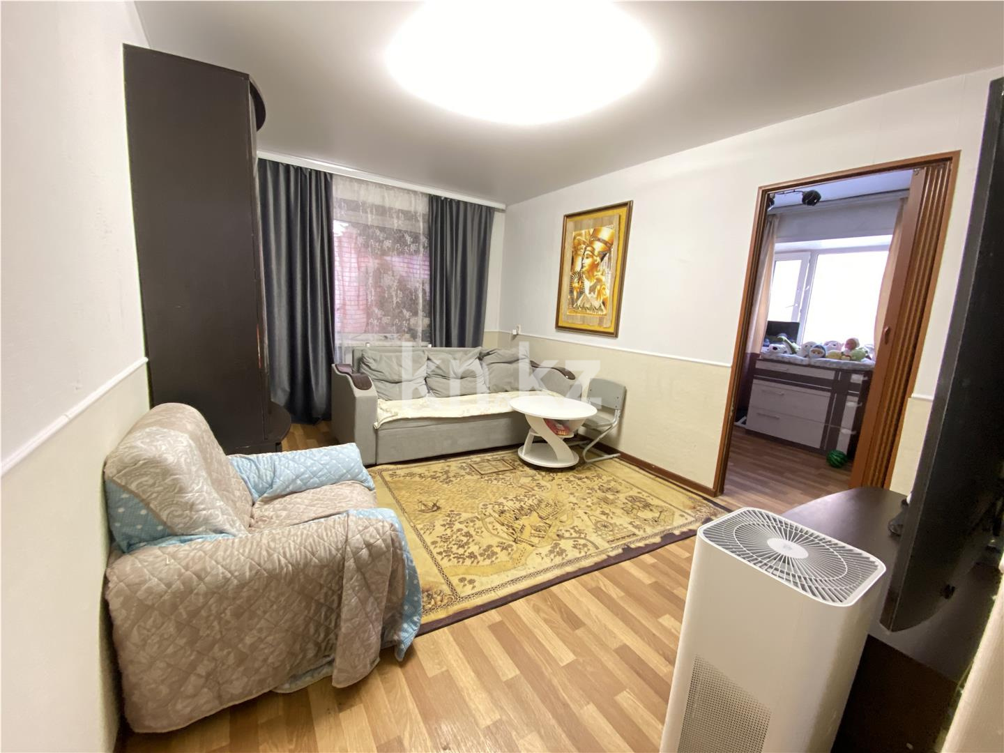 Продажа 3-комнатной квартиры, 52 м², 21-й мкр. - Продажа квартир в Караганде с фото фото 1 из 10