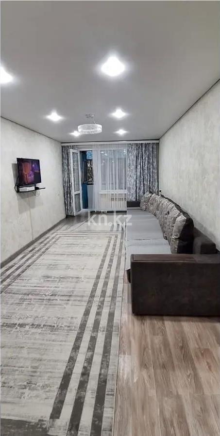 Продажа 2-комнатной квартиры, 44 м², ул. Казахстанская, дом  122 - Продажа  двухкомнатных квартир в Шахтинске фото 1 из 1