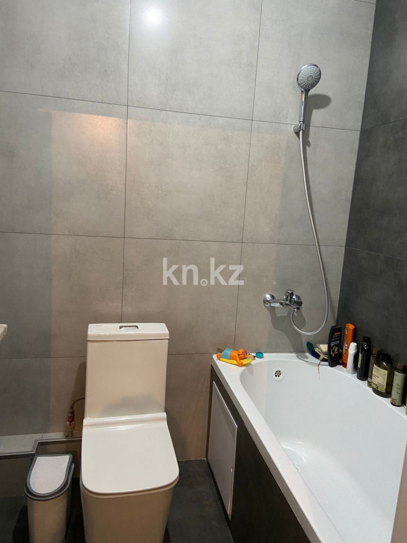 Продажа 2-комнатной квартиры, 57 м², ул. Бейбарыс Султан, дом  23 в Астане - фото 9