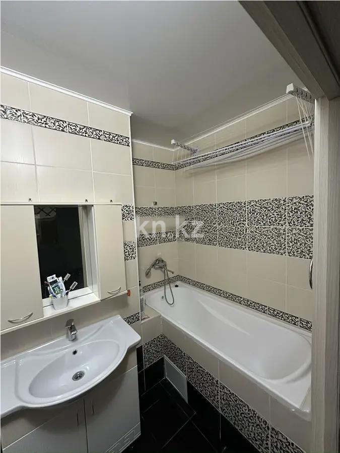 Продажа 3-комнатной квартиры, 65.1 м², ул. Куанышбаева, дом  9/3 в Астане - фото 5