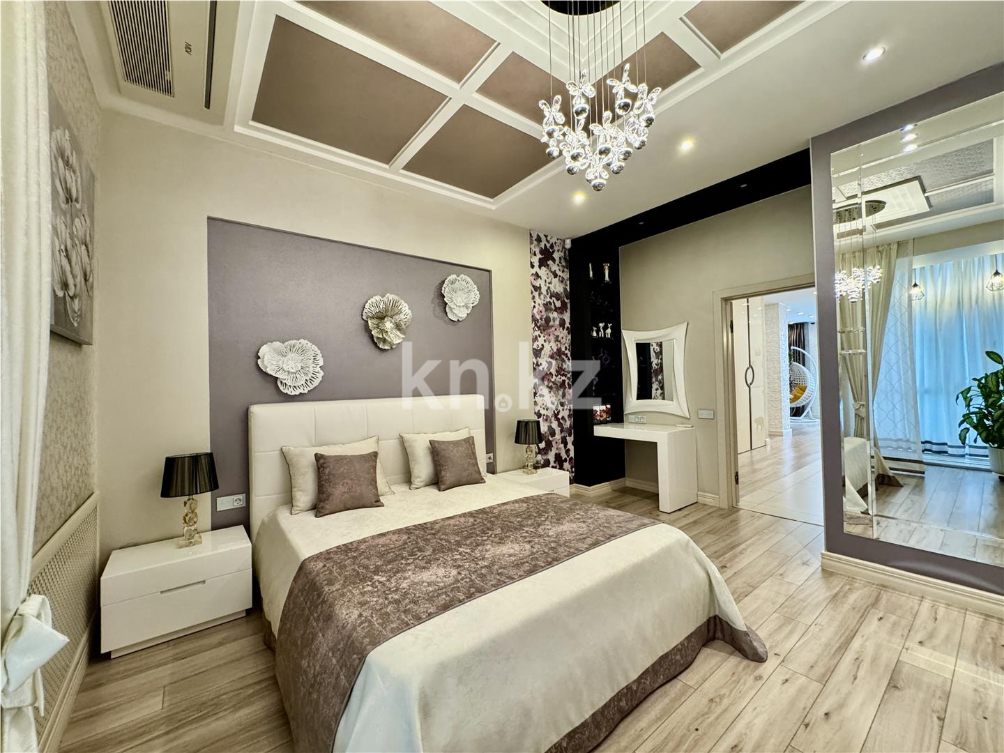 Продажа 4-комнатной квартиры, 198 м², ул. Ботаническая, дом  12/12 в Караганде - фото 29