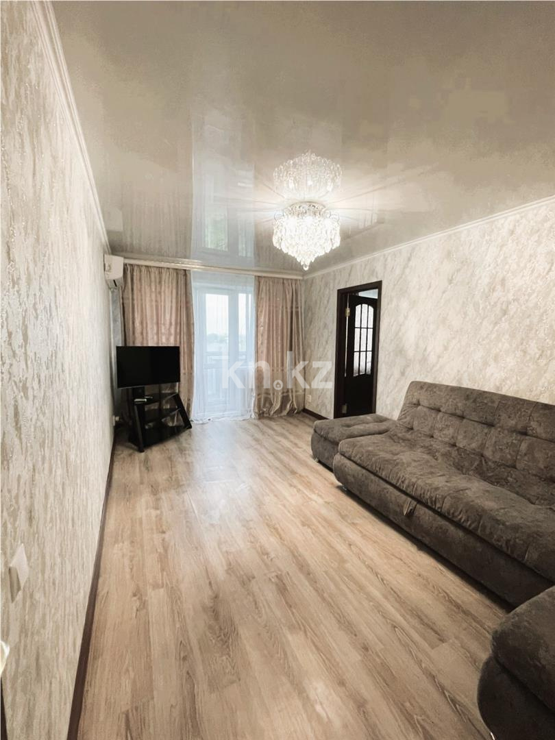 Продажа 3-комнатной квартиры, 58 м² - Продажа трехкомнатных квартир в Караганде - страница 3 фото 1 из 13