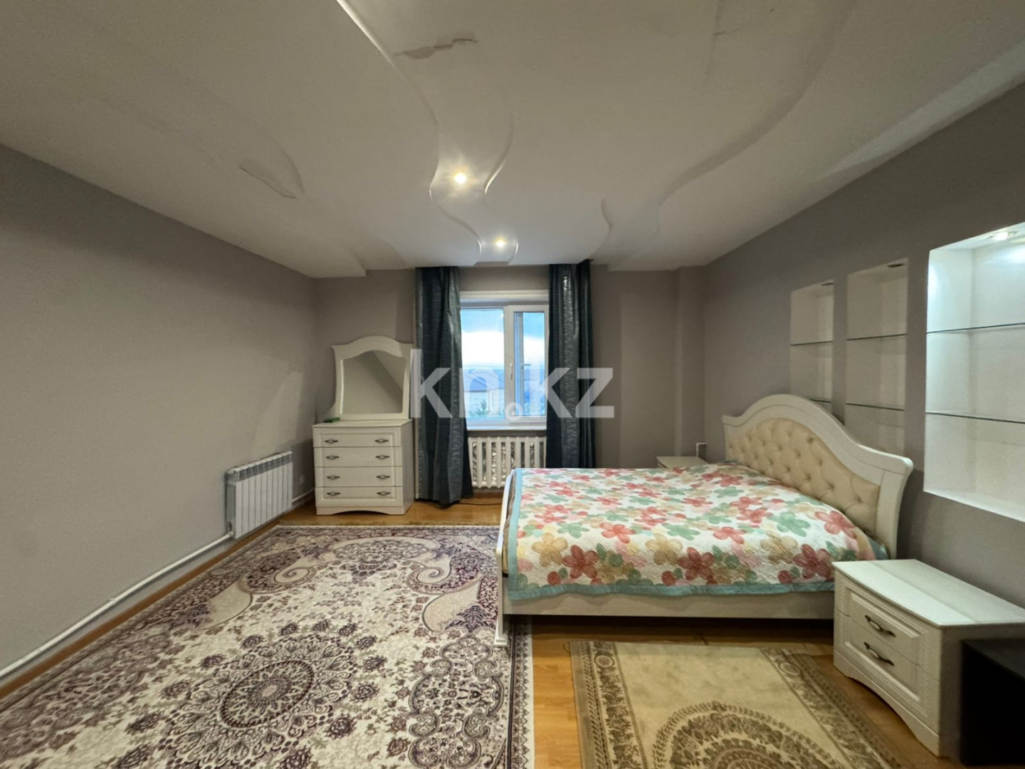 Продажа 4-комнатного дома, 321 м², ул. Кунгей - Продажа домов, коттеджей в Караганде фото 10 из 26