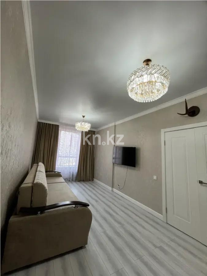 Продажа 1-комнатной квартиры, 42.5 м², пр. Кошкарбаева - Продажа квартир в Казахстане фото 1 из 5