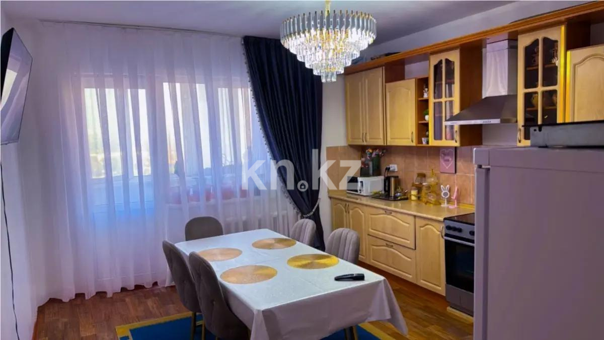 Продажа 3-комнатной квартиры, 135 м², ул. Жуалы, дом  13 в Алматы - фото 3