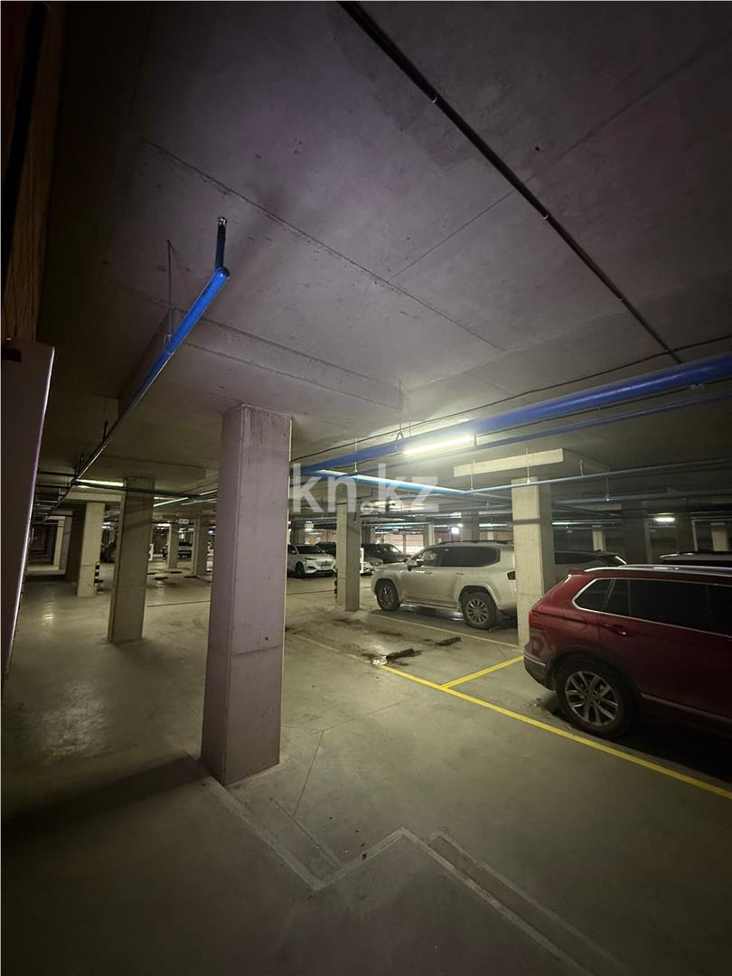 Продажа 2-комнатной квартиры, 63 м², ул. Казыбек би в Астане - фото 11